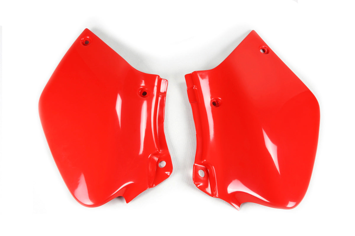 Paneles laterales UFOplast™ • HONDA XR 250R/400R 1996-2023 • BLANCO y ROJO